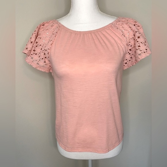 Old Navy Womens Boho Lace Crochet Flutter Sleeve Top Pink Size M. - Picture 1 of 7